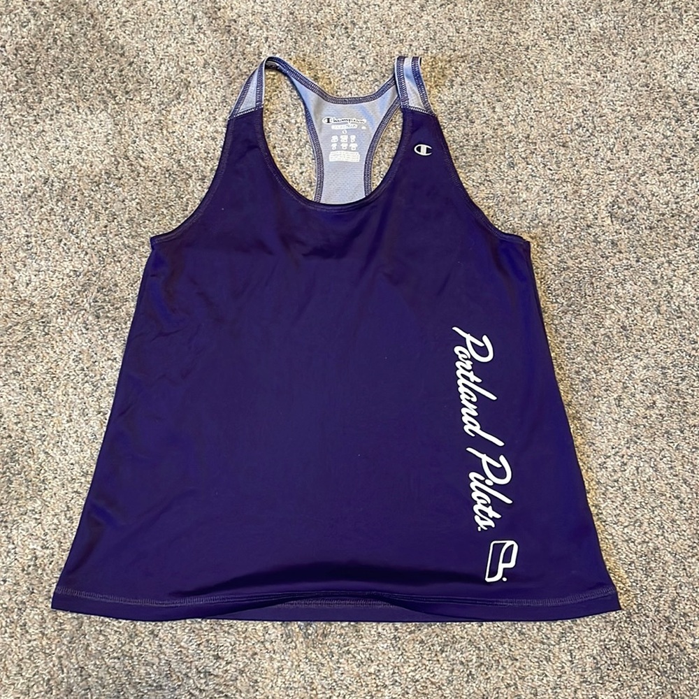 Portland pilots workout top